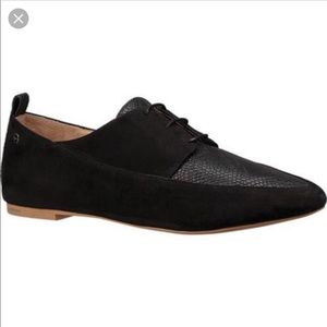 Ugg marji snakeskin shoe